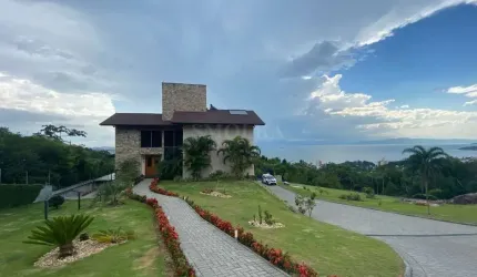 Casa com 3 quartos à venda na Rua Waldemar Figueiró, 317, João Paulo, Florianópolis por R$ 13.000.000