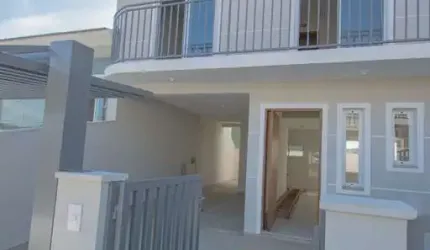 Casa com 3 quartos à venda na Rua Natalício Haas, 01, Forquilhas, São José por R$ 659.000