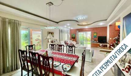 Sobrado com 4 dormitórios à venda, 277 m² por R$ 1.590.000,00 - Condomínio Taubaté Village  - Taubaté/SP