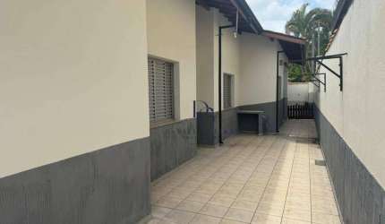 Casa com 3 dormitórios à venda, 91 m² por R$ 360.000 - Esplanada Independência - Taubaté/SP