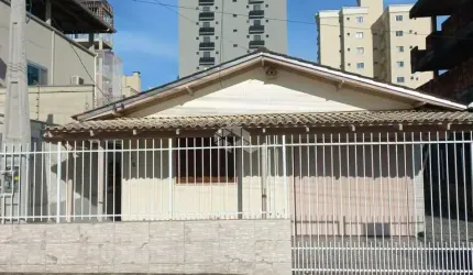 CASA MISTA COM TERRENO PEREQUE PORTO BELO