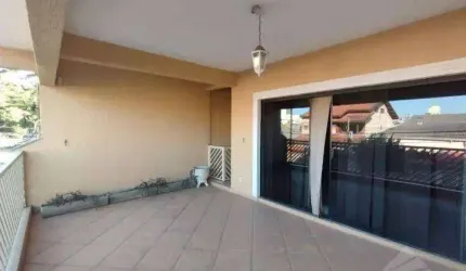 Sobrado com 4 dormitórios à venda, 380 m² por R$ 950.000,00 - Jardim Guapituba - Mauá/SP