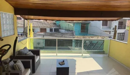 Sobrado com 3 dormitórios à venda, 344 m² - Parque São Vicente - Mauá/SP