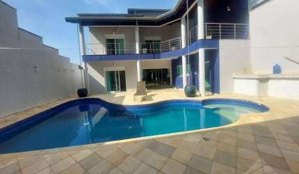 Sobrado com 4 dormitórios à venda, 546 m²