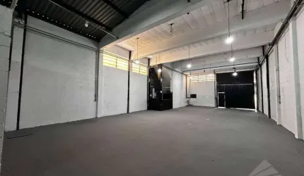 Galpão para alugar, 300 m² por R$ 10.250,00/mês - Vila Bocaina - Mauá/SP