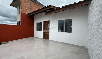 CASA  A VENDA
