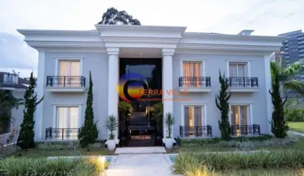 Casa luxuosa a venda em Alphaville - SP