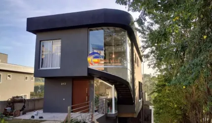 Casa linda a venda no NewVille
