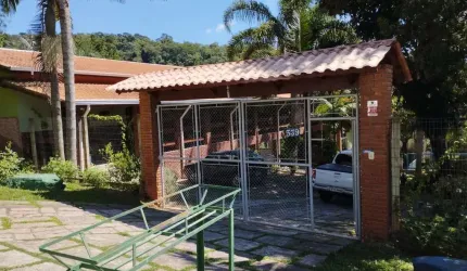 Chácara para Venda em Santana de Parnaíba, Sitio Do Morro, 2 dormitórios, 1 banheiro, 4 vagas