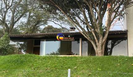 Casa com renda a venda em Santana de Parnaíba - SP - Aldeia da Serra