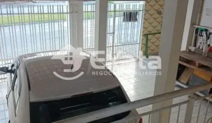 Casa com Edicula JD Saira