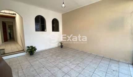 Casa padrao com 3 dormitorios e 2 vagas no Centro de Sorocaba