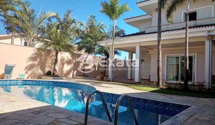 Sobrado a venda no Condominio Ibiti do Paco