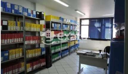 Sala comercial para venda no Centro