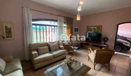 Casa para venda na Zona Leste.