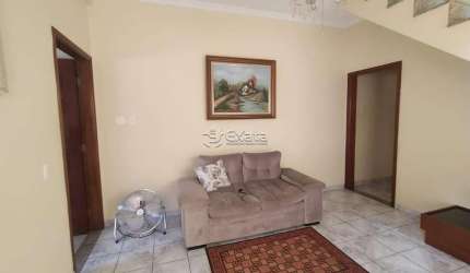Otimo sobrado - 3 quartos, sendo duas suites (01 com hidromassagem)