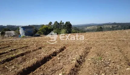 Oasis de tranquilidade: Chacara a venda em Piedade, ideal para plantio e desfrutar da natureza
