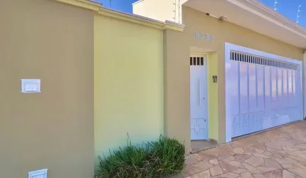 LINDA CASA PARCELADA