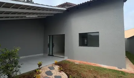 Linda casa em ótima localização