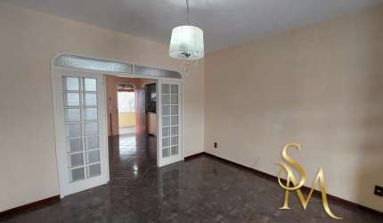 Casa com dois dormitorios e lote de 700m²