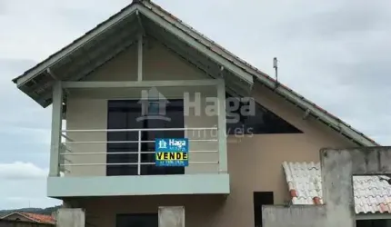 Casa à venda no bairro Limoeiro em Brusque/SC