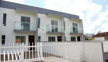 Sobrado geminado à venda no bairro Aimoré em Guabiruba/SC