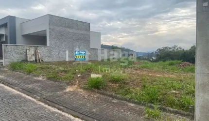 Terreno à venda no bairro Centro em Guabiruba/SC