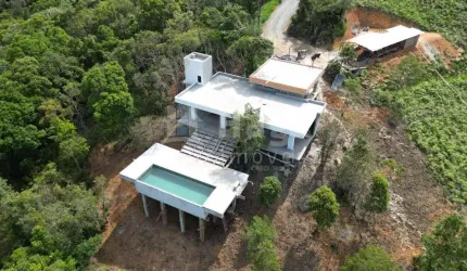 Casa alto padrão à venda em Canelinha/SC