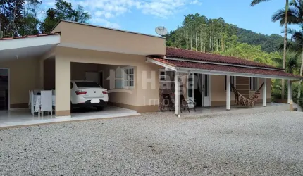 Casa em sítio/chácara a venda no bairro Tomaz Coelho em Brusque/SC