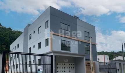 Apartamento studio à venda no bairro Bateas em Brusque/SC