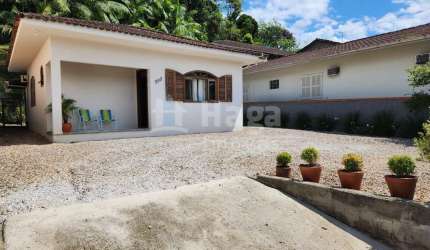 Casa Padrão á venda em Guabiruba/SC