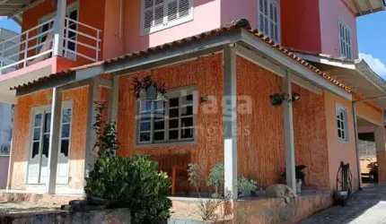 Casa Padrão à venda em Brusque/SC