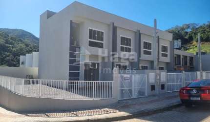 Sobrado à venda em Brusque/SC