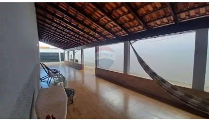Excelente casa com 3/4 no Bairro de Lourdes com 5 vagas de garagem ...