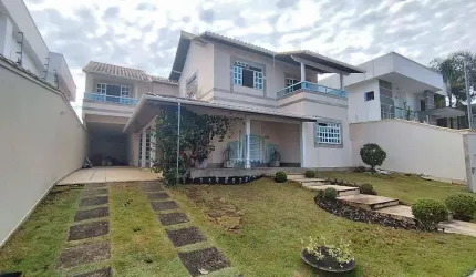 Casa pra Locação ou Venda  em condomínio fechado- Bairro São Pedro - Juiz de Fora/MG