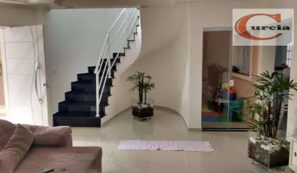 Sobrado com 3 dormitórios à venda, 235 m² por R$ 650.000,00 - Centro - Joanópolis/SP