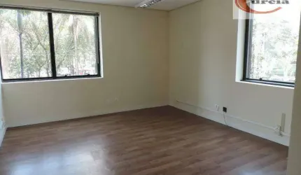 Conjunto comercial para locação, Cidade Monções, São Paulo.