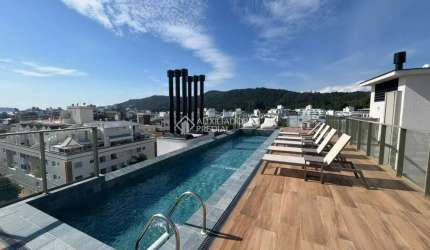 Apartamento com 2 quartos à venda na Avenida dos Dourados, 41, Jurerê Internacional, Florianópolis, 66 m2 por R$ 1.700.000