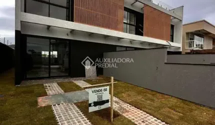 Casa com 3 quartos à venda na Rua Valmor Della Giustina, 1, Ingleses, Florianópolis, 201 m2 por R$ 1.350.000