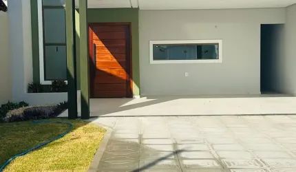 Casa disponível á venda na cidade de Parnaíba  ligue 86 981060359