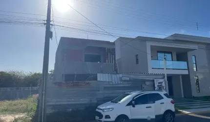 Casa disponível á  venda no Parnaíba residente contato 86 98106 0359