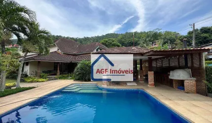 Casa exclusiva em Condomínio, em Itaipu