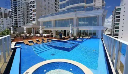 Apartamento residencial à venda, Centro, Balneário Camboriú.