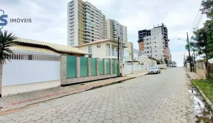 Casa com 3 dormitórios à venda, 138 m² por R$ 1.500.000,00 - Itacolomi - Balneário Piçarras/SC