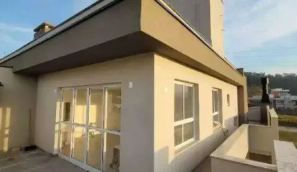 Apartamento duplex com terraço e 2 vagas de garagem em Gaspar