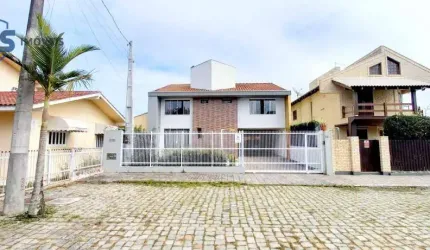 Casa com 4 dormitórios à venda, 207 m² por R$ 1.700.000,00 - Armação - Penha/SC