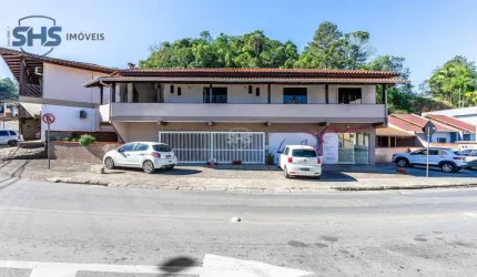 Casa á venda com opção de renda extra de locação