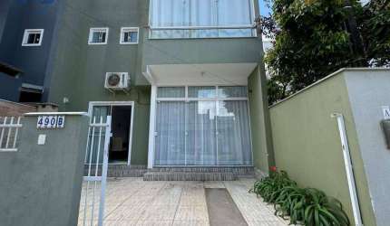 Casa com 2 dormitórios à venda, 82 m² por R$ 520.000,00 - Itacolomi - Balneário Piçarras/SC