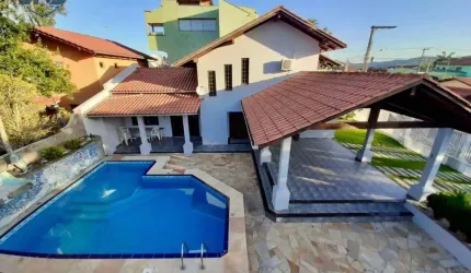 Casa com 5 dormitórios à venda, 250 m² por R$ 1.800.000,00 - Armação - Penha/SC