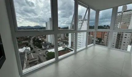 Charmoso apartamento no Bairro da Velha